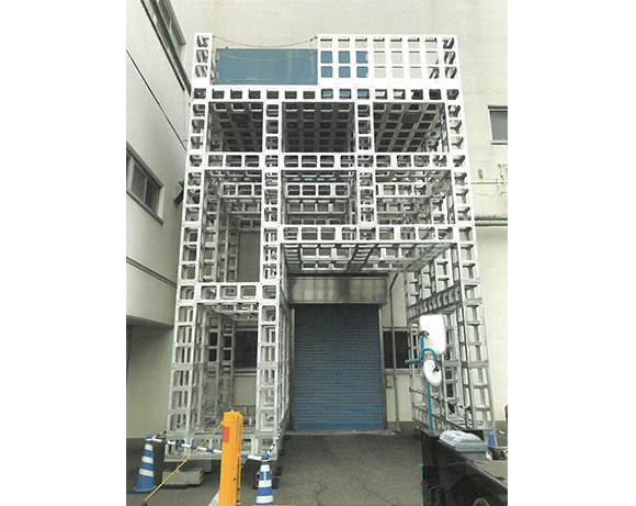 写真：1階作業用通路確保